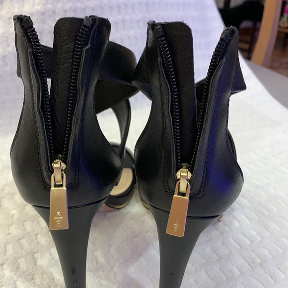 Kenneth Cole stilettos w/gold trim around front; excellent condition, 8 medium - Picture 8 of 9